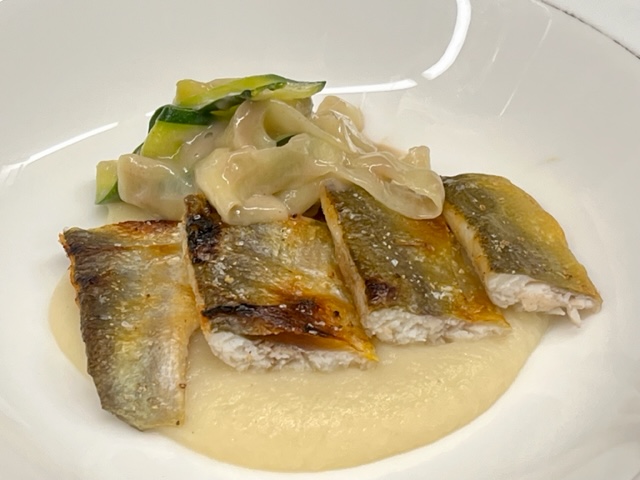 食べ納め 鮎 肝ソース 根セロリ添え