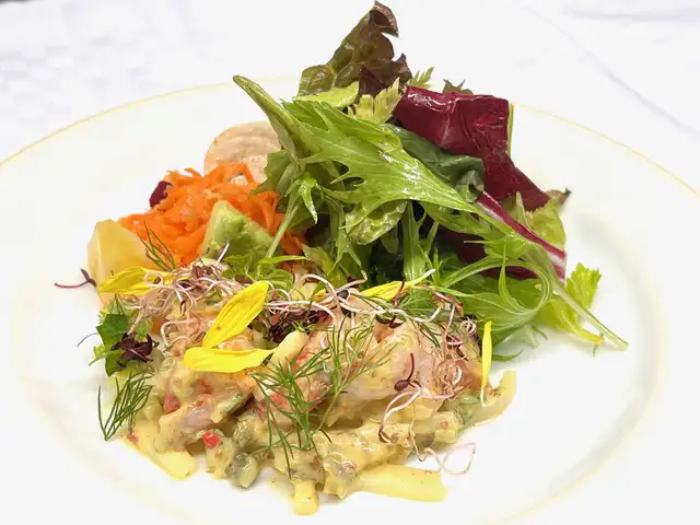 海老のレムラード シェフサラダと共に