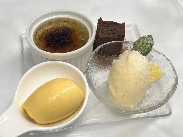お楽しみデザート盛り合わせ